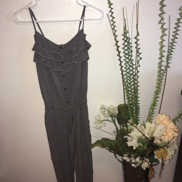 Jumpsuit - Picture 2 of 4